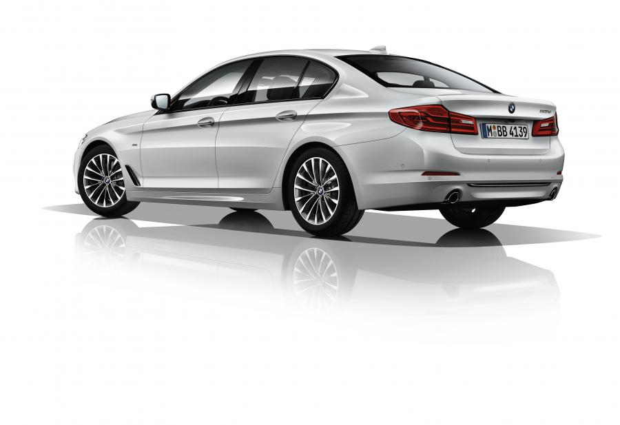  BMW 520d Sedan Sport Line 2017 года  (WW) (фото 2 из 2)